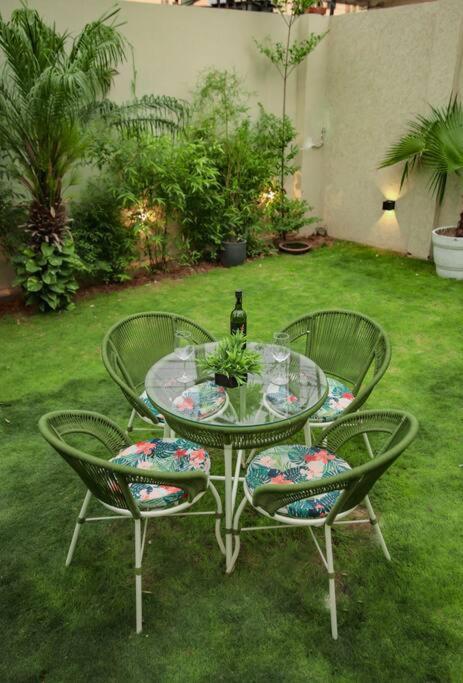 Saiba Outhouse- 4 Bed Room- Pool- Theatre- Partyhall- Garden & Terrace Sitting Area Jaipur Exterior foto